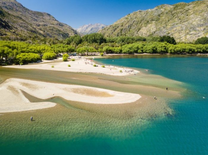 DESEMBOQUE-1-768×575