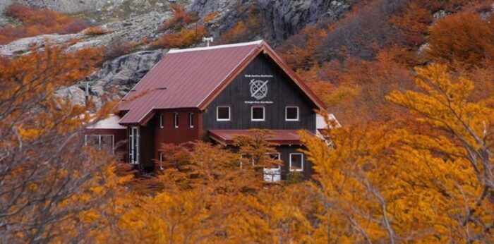 SJ3Jz1a3M_1256x620__1